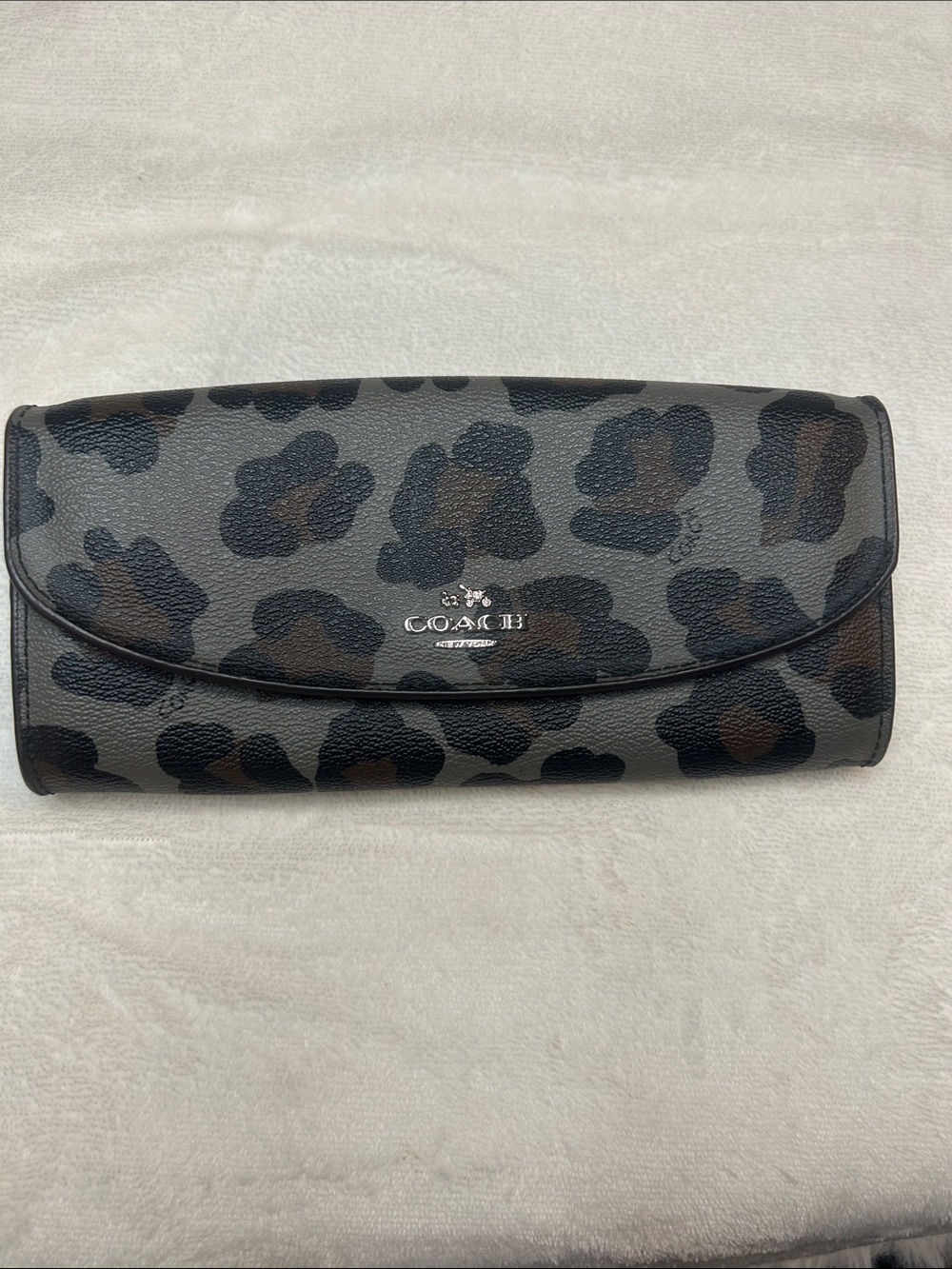 COACH Ocelot Leopard-Print Continental Wallet / Clutch with COA